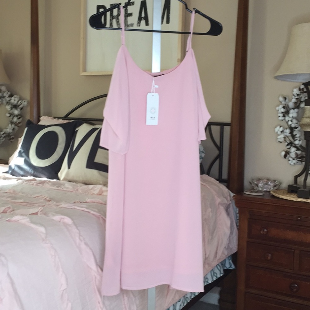 Angel Lady cold shoulder dress - NWT - Picture 2 of 4